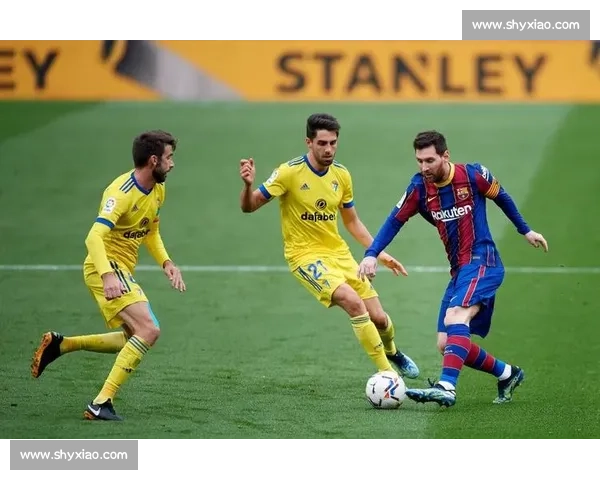 西甲主席爆料：梅西有望重返巴萨 拉波尔塔成关键推手